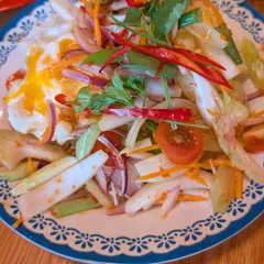 ยำไข่ดาว